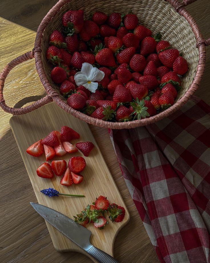 Farmstead Berry Bliss Assortment